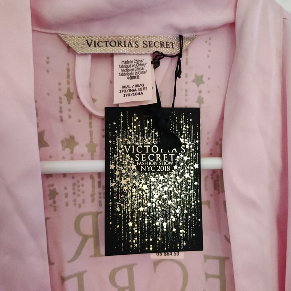 Victoria's Secret Pink Robe - Picture 4 of 5